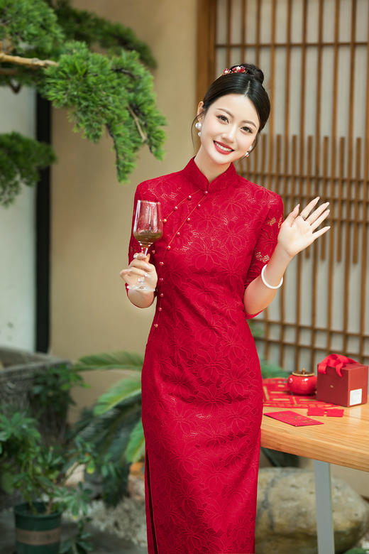 MYF 15扣蕾丝蕾丝旗袍中式结婚连衣裙走秀旗袍 商品图3