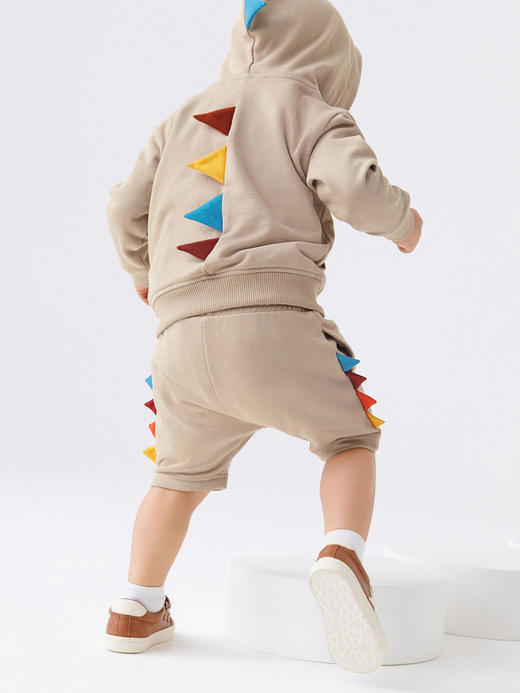 【设计精致，确保舒适透气！】男童卫衣套装秋季长袖连帽套头儿童套装纯棉两件套连帽设计为儿童提供额外的保暖和风格感 商品图1