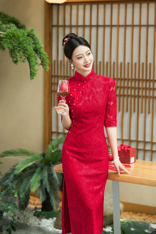 MYF 15扣蕾丝蕾丝旗袍中式结婚连衣裙走秀旗袍 商品图0