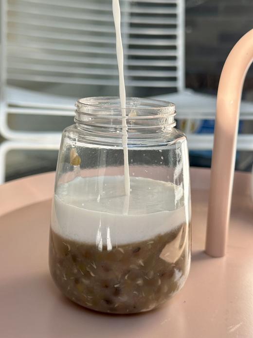 绿豆银耳牛乳 商品图0