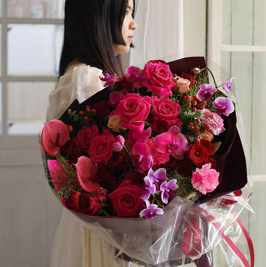 《莎乐美》弗洛伊德蝴蝶兰彩掌花束 商品图8