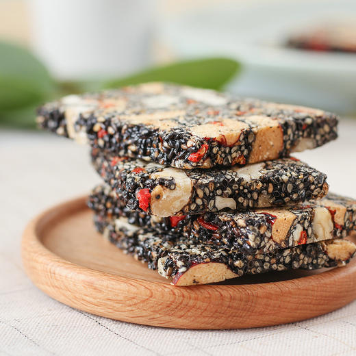 元气满满 桑葚坚果糕，zi阴run燥bu气血，吃出来的好气色 商品图3