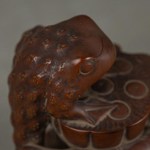 清 黄杨木雕莲花金蟾摆件 商品图2