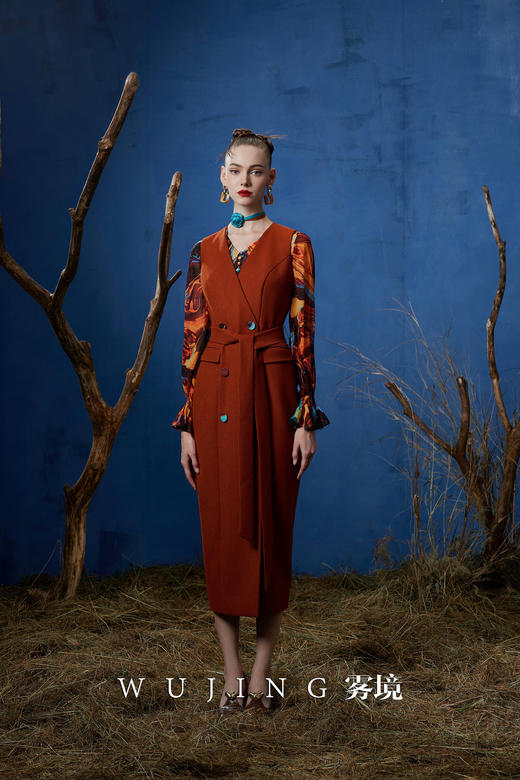 3203019 流光暖阳 进口立体十字花呢马甲外套 雾境 商品图1