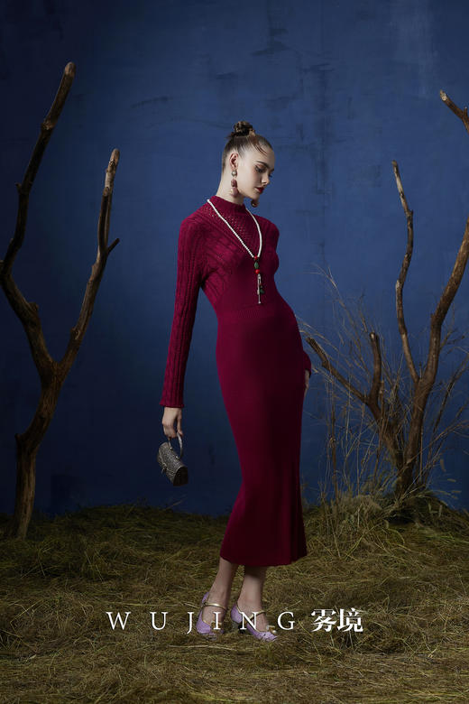 3203076 瑰意成绮
 进口超细美丽诺羊毛针织连衣裙 雾境 商品图5