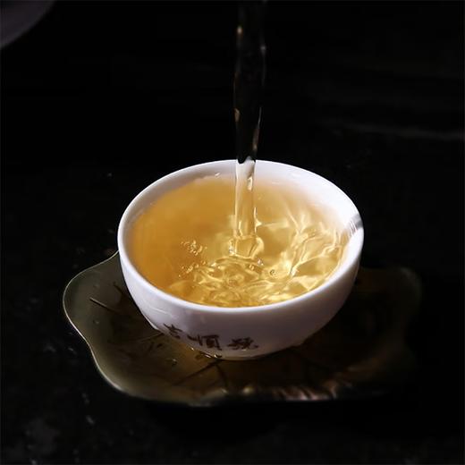 2020明前春茶-困鹿瑞贡普洱生茶饼357克 商品图5