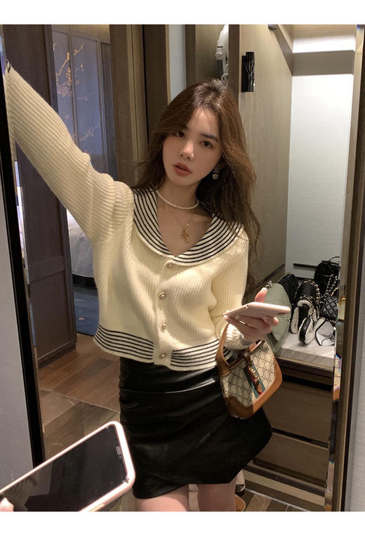 减龄针织开衫 商品图2