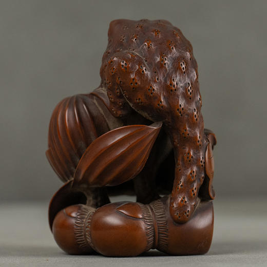 清 黄杨木雕莲花金蟾摆件 商品图4