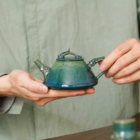 大贤窑·钧瓷螭龙茶器系列 | 莫道世间黄金贵，不如钧瓷一把壶