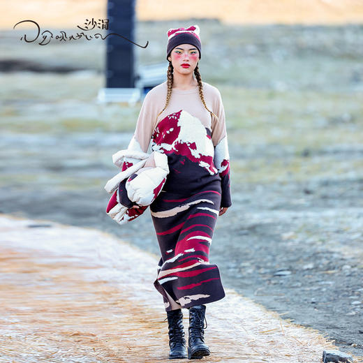 羊绒山峰提花圆领套衫 SJF95W293K 商品图2