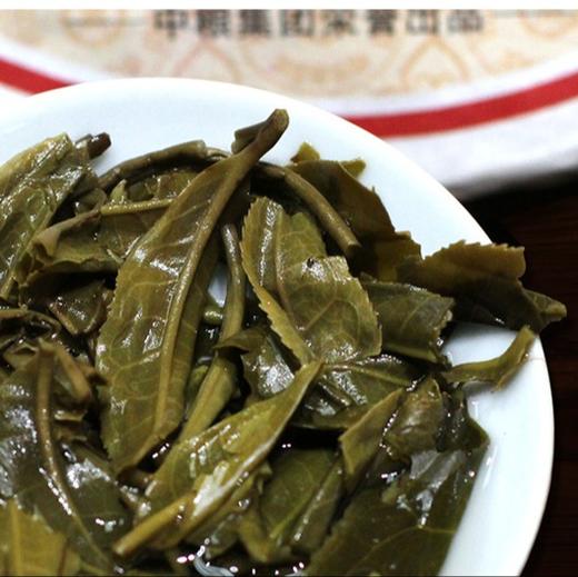 中粮-中茶2016年(生茶)红印铁饼印级普洱生茶圆茶饼400克/饼 /干仓直发 商品图2