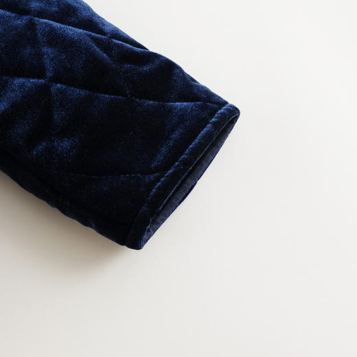 【马克珍妮 芦芙】秋冬装新款 菱格丝绒泡泡袖外套 231568 商品图3