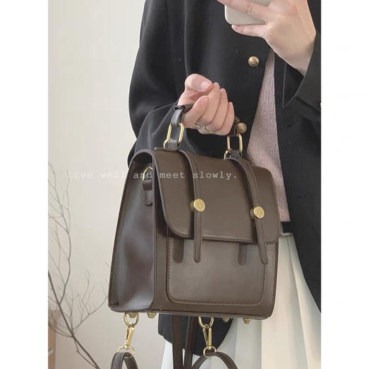 美式双肩包 商品图1