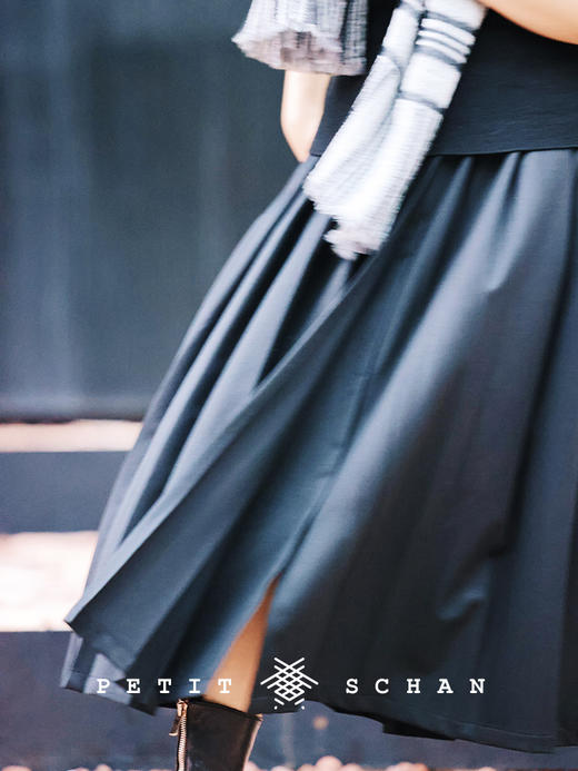 PETIT SCHAN小闪 CLO#365 one hundred years of solitude 百年孤寂 经典精纺羊毛法式百褶半裙 商品图6
