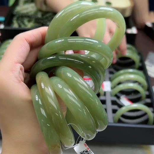 和田玉青黄口俏糖手镯 商品图0