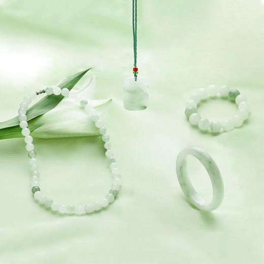 天山翠首饰：白底飘绿油润通透，质感高级手串手镯，仙源石翠系列多款可选 商品图0