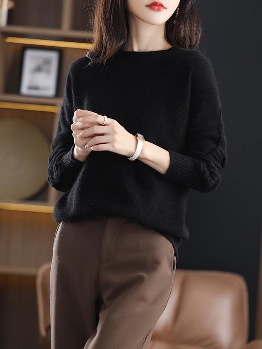 2023年秋冬新款韩版女士纯羊毛圆领长袖宽松套头打底女士羊毛衫 商品图3