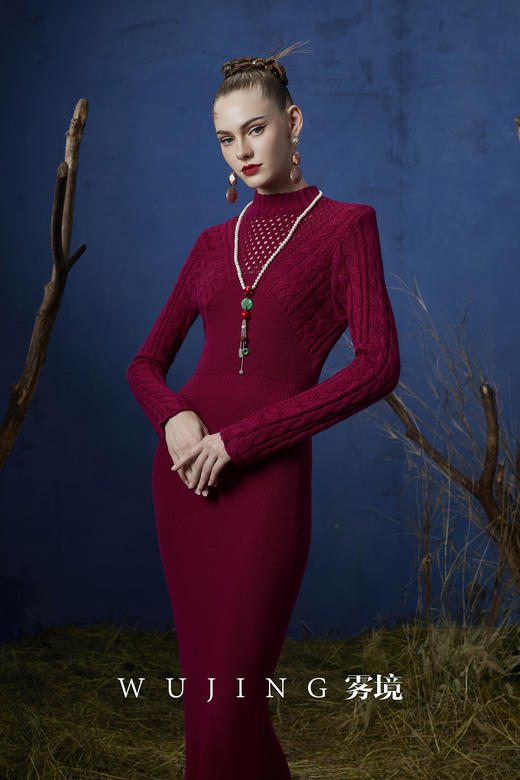 3203076 瑰意成绮
 进口超细美丽诺羊毛针织连衣裙 雾境 商品图1