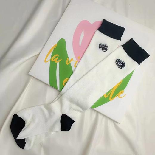 【19.9/任选2件，少拍不发货！】小香风黑白山茶花长袜简约百搭学院风森系少女四季款小腿袜ins潮 商品图5