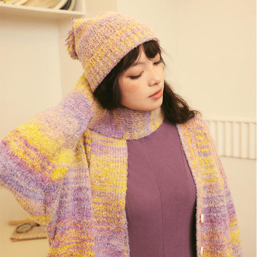 两三事守望星辰2023秋季新款甜美少女风彩色毛球毛线帽女款帽子 商品图2