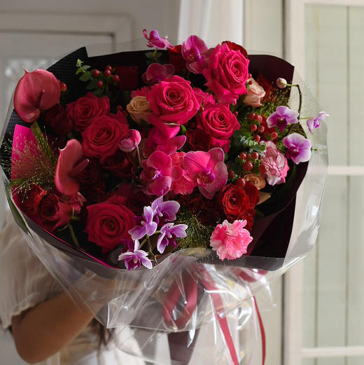 《莎乐美》弗洛伊德蝴蝶兰彩掌花束 商品图3