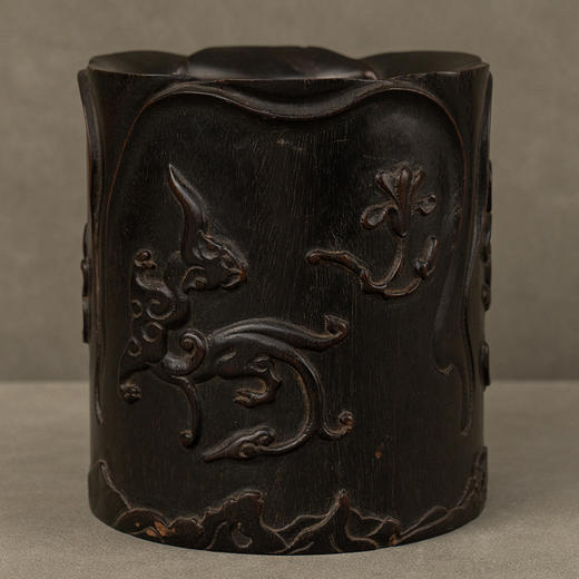 清 紫檀木浮雕螭纹花口笔筒 商品图0