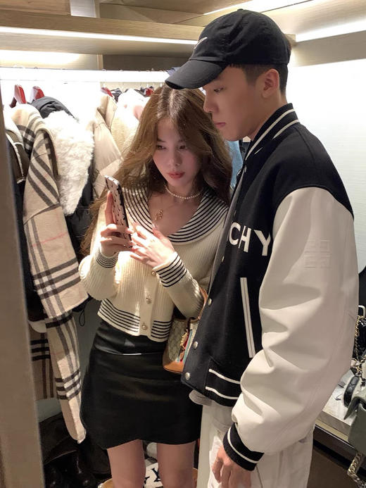 减龄针织开衫 商品图3