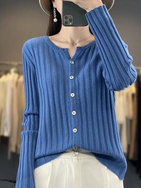 2023年秋冬新款韩版女士圆领长袖针织衫女士抽条纯色外搭开衫女