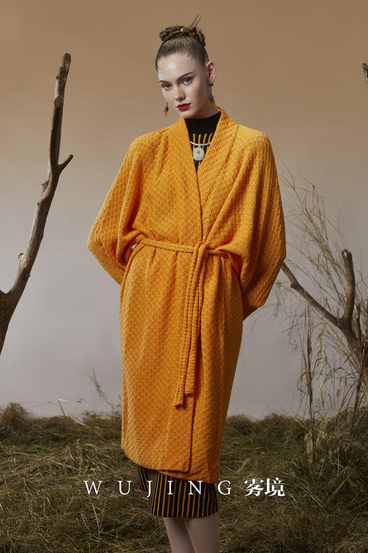 3203078 落日榕金 进口超细美丽诺羊毛针织外套
 雾境 商品图5