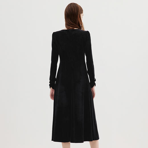 EITIE爱特爱秋季新款气质V领收腰显瘦A摆连衣裙C2307264 商品图4