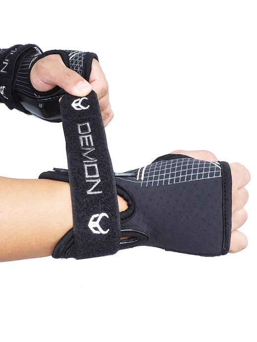 【特价断码】Demon单板双板滑雪护掌 DS6450 商品图3