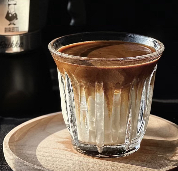 1杯【领取单杯】咖啡10赠10卡套餐〈卡布奇诺/Dirty〉