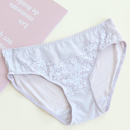 TG-TG01S141夏季女真丝中腰内裤 蕾丝性感纯桑蚕丝三角裤短裤透气舒适 商品图3