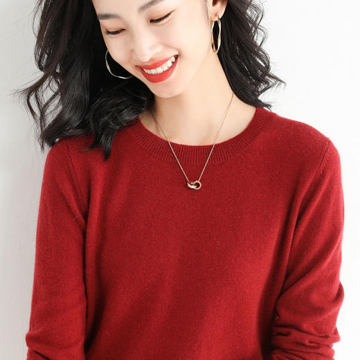 【特价清仓】秋冬季圆领针织女宽松大码长袖百搭纯色套头毛衣内搭薄款打底衫 商品图7