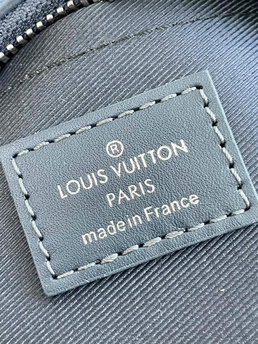 秋冬特惠💰950 原单LV M22588绿 尺寸：18.5×13×8cm SOFT TRUNK 软盒链条包 商品图8