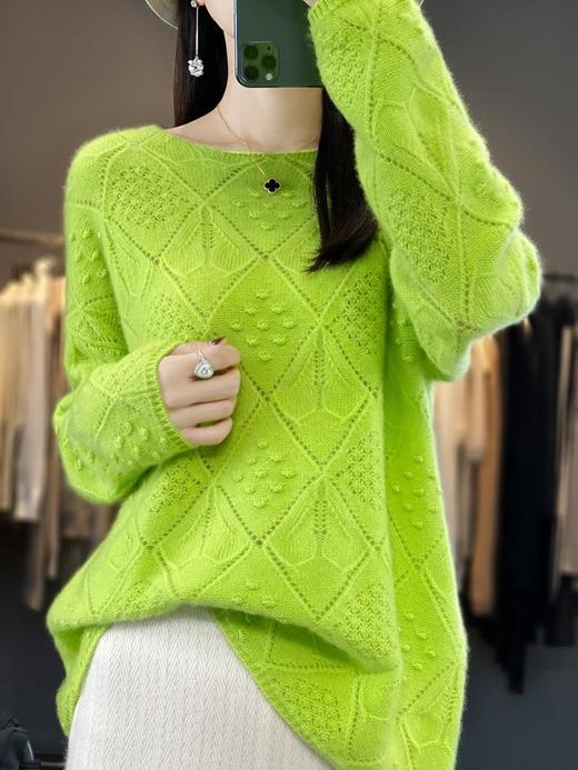 2023年秋冬新款韩版女士纯羊毛圆领长袖菱形针织纯色套头羊毛衫 商品图3