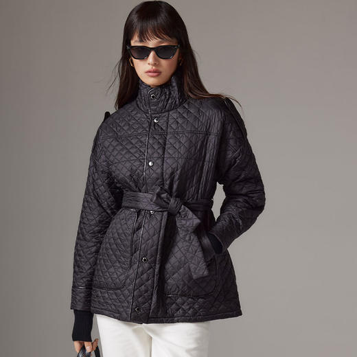 【品牌优选】【合作直发】IN AND ON 3M新雪丽暖绒立领休闲外套 商品图0