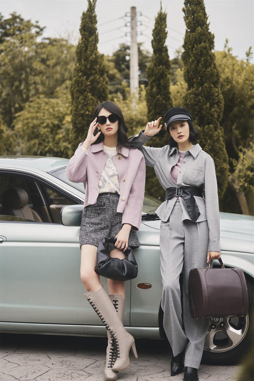 【年货节】奇威 植物剪影针织衫A4416237 商品图1