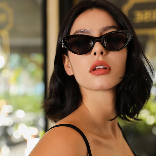 Retro Chic RC复古猫眼太阳镜 商品图2