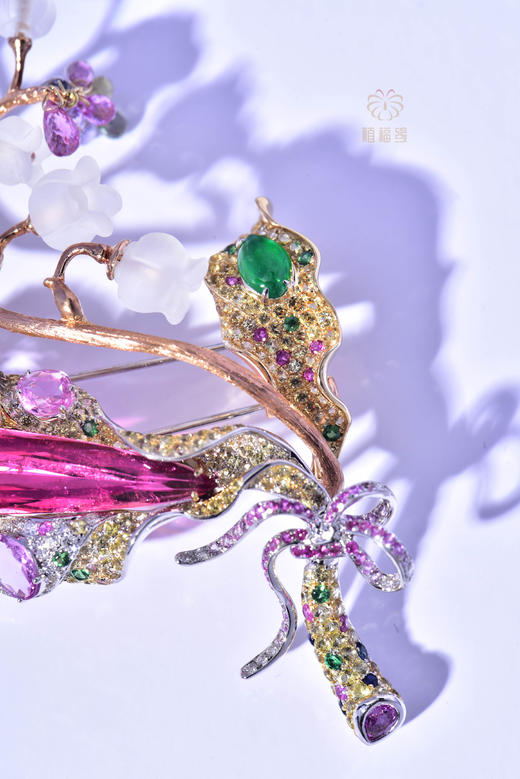 【幸福归来】碧玺铃兰花胸针   CB2308021 商品图6