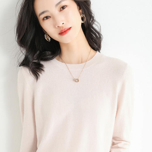 【特价清仓】秋冬季圆领针织女宽松大码长袖百搭纯色套头毛衣内搭薄款打底衫 商品图3