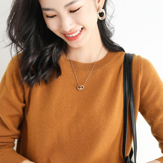 【特价清仓】秋冬季圆领针织女宽松大码长袖百搭纯色套头毛衣内搭薄款打底衫 商品图6