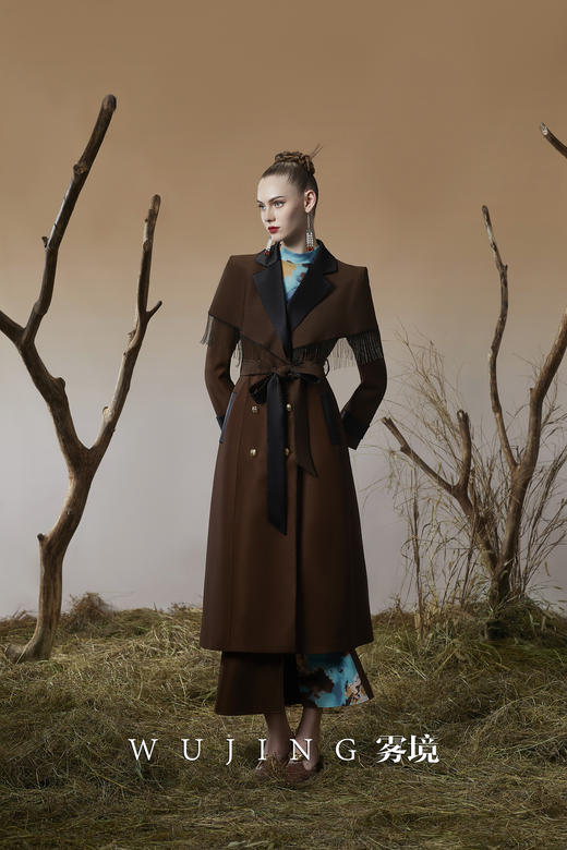 3203079 幽褐怀金 高级颗粒流光皱磨砂缎，进口三醋酸外套 雾境 商品图2