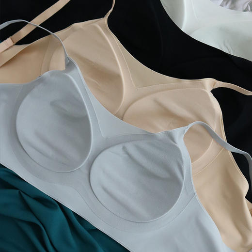 TG-TG02S208真丝无痕果冻条文胸 款无钢圈桑蚕丝内衣侧翼加宽收副乳 商品图2