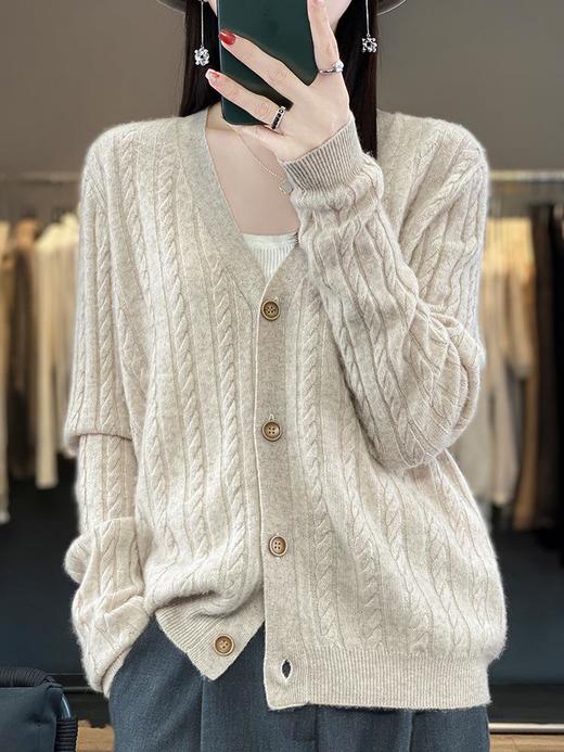 2023年秋冬新款韩版女士纯羊毛螺纹针织长袖纯色外搭女士羊毛开衫 商品图2