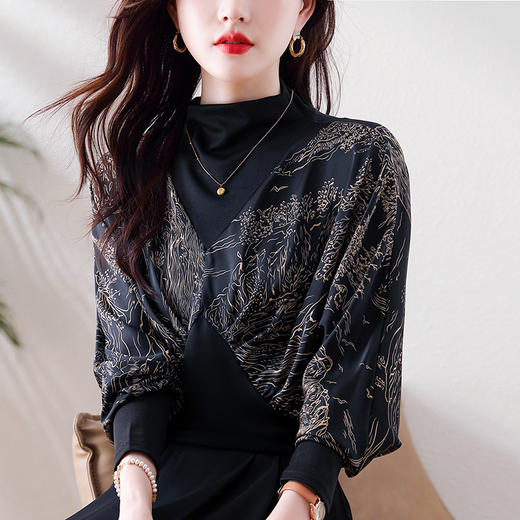 KQL E324N9675碎花显瘦拼接针织百搭气质缎面宽松洋气上衣 商品图3