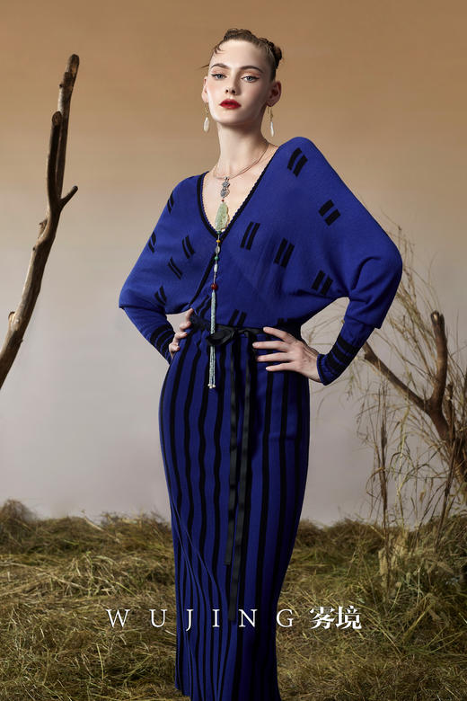 3203074 珠光蓝樱 进口超细美丽诺羊毛针织连衣裙 雾境 商品图5