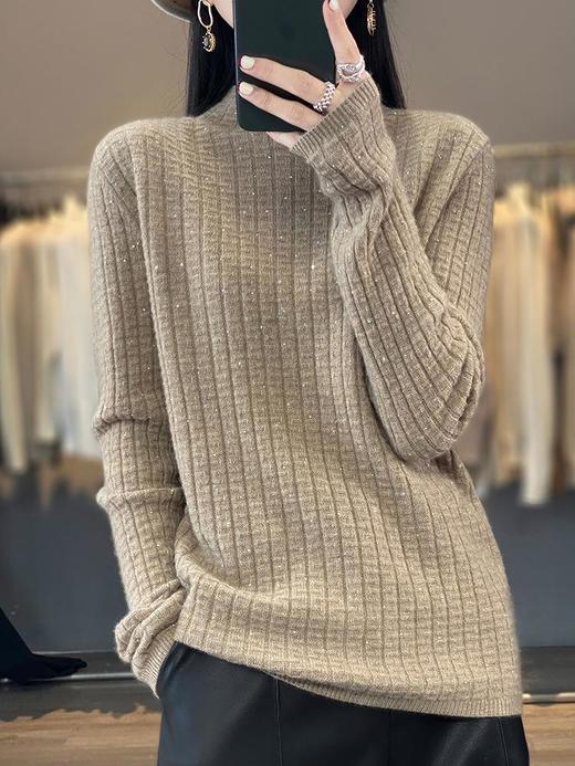 2023年秋冬新款韩版女士纯羊毛圆领长袖格子纯色宽松打底羊毛衫 商品图3