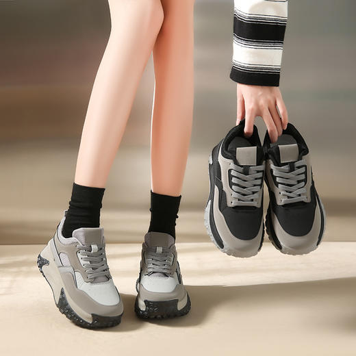 「两款配色」秋冬新款厚底老爹鞋 女学生松糕休闲运动鞋 商品图3