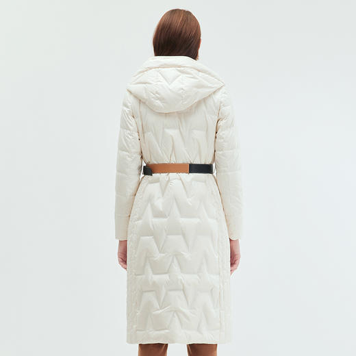 EITIE爱特爱冬季新款女装修身显瘦长款连帽保暖羽绒服7211908 商品图5